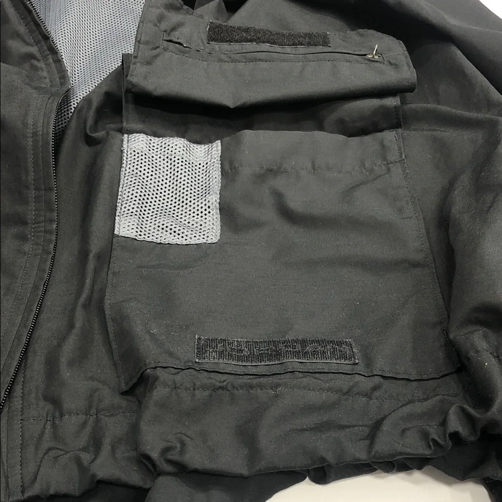 ⛹️♂️Jordan Men's Black Windbreaker Jacket - Picture 12 of 14